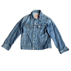 Levi’s Women’s Original Trucker Jean Jacket W/Embroidered Flower/Stars Size M